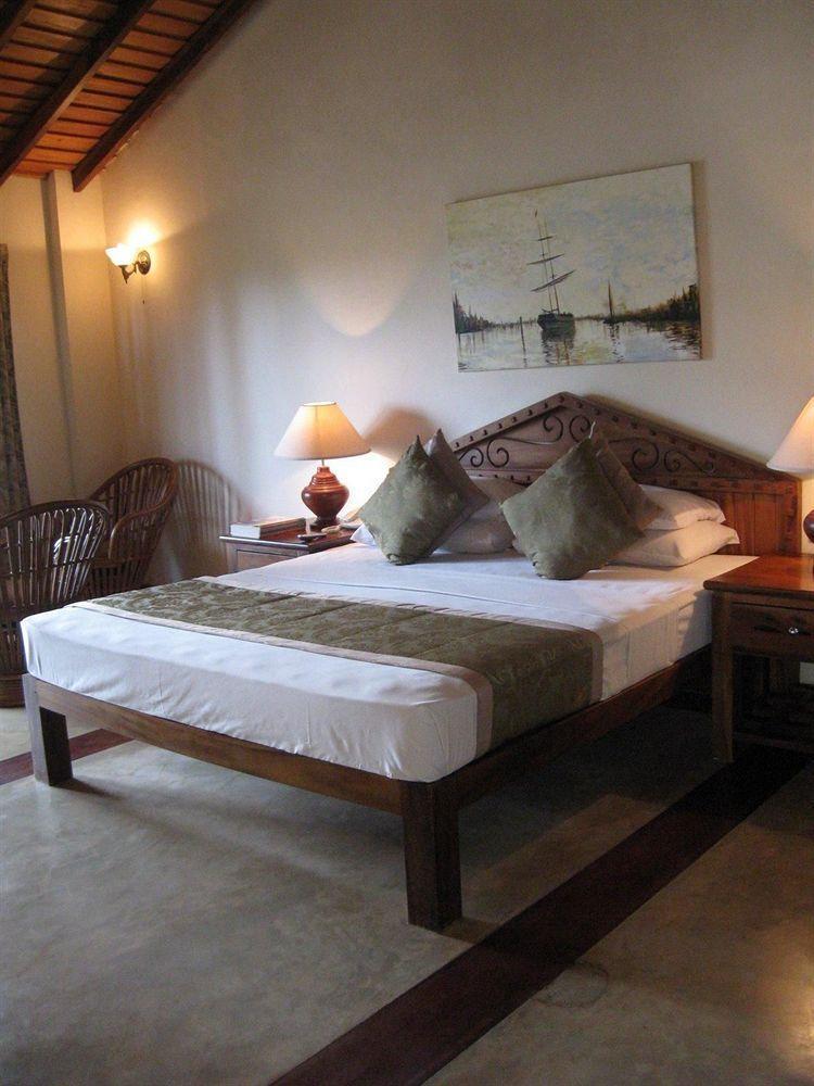 Kosgoda Beach Resort Экстерьер фото